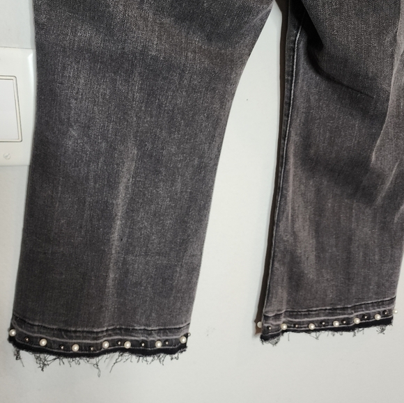 NWT Lane Bryant Pearl Embellished Kick Boot charcoal Super stretch jeans Sz 16P - Picture 13 of 16